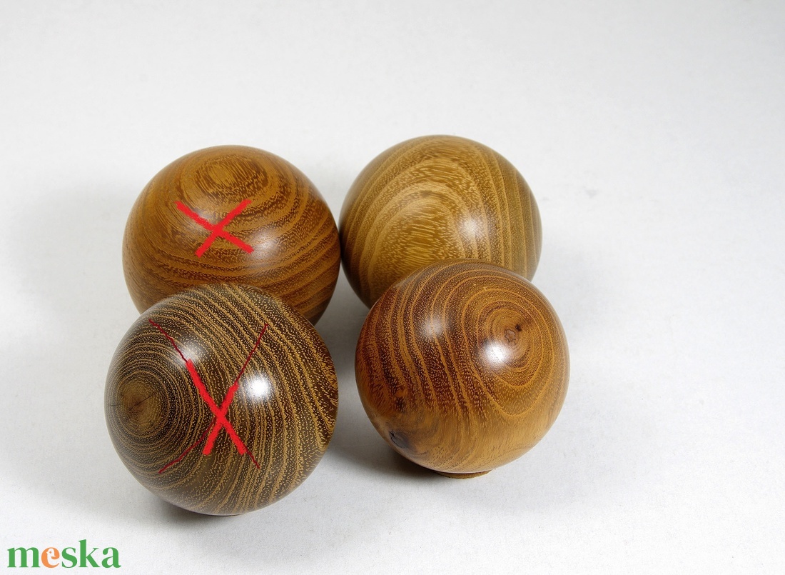 Talp és tenyér masszírozó golyó - Egyedi, kézműves termék - szépségápolás - testápolás - kéz- és lábápolás - Meska.hu