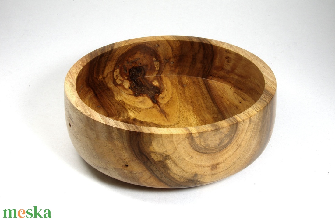 Újjászületés - Egyedi, kézműves kínálótál diófából - otthon & életmód - dekoráció - asztal és polc dekoráció - dekorációs tál, tartó - Meska.hu