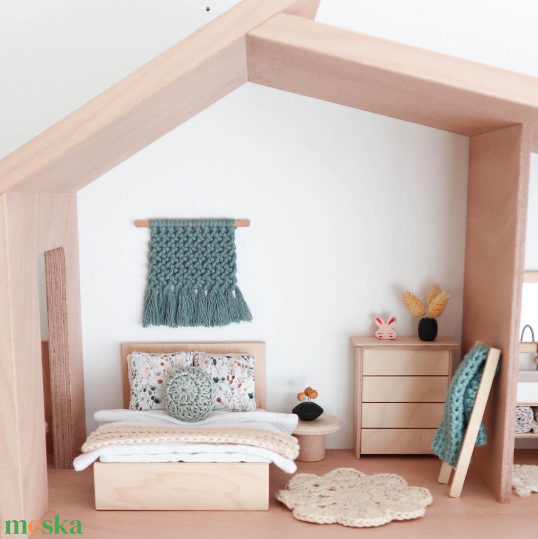 Hálószoba bútorcsomag komóddal babaházhoz - játék & sport - baba & babaház - babaház - Meska.hu