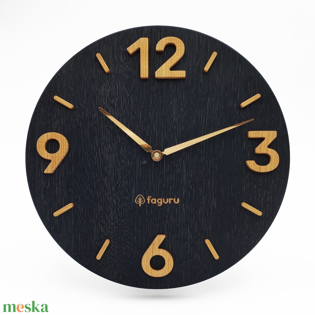 Elegáns falióra feketére pácolt tölgyfából - otthon & lakás - dekoráció - fali és függő dekoráció - falióra & óra - Meska.hu Elegáns falióra feketére pácolt tölgyfából - otthon & lakás - dekoráció - fali és függő dekoráció - falióra & óra - Meska.hu