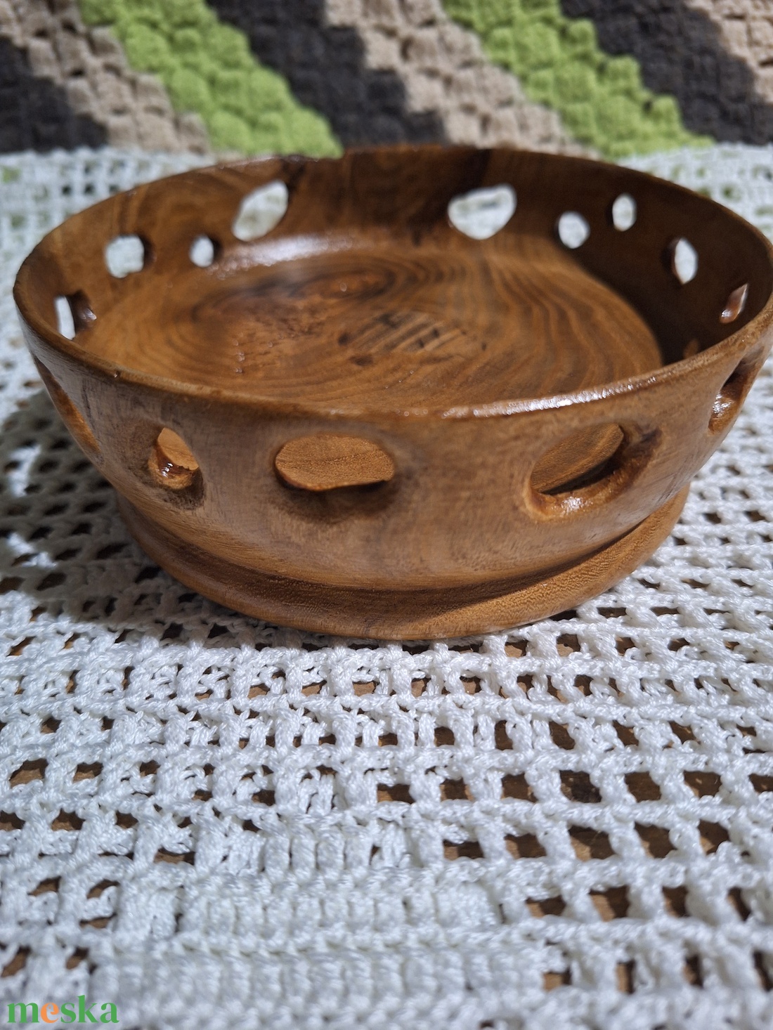 Egyedi, faragott fatál - otthon & életmód - konyhafelszerelés, tálalás - tálalás - kínálótál - Meska.hu