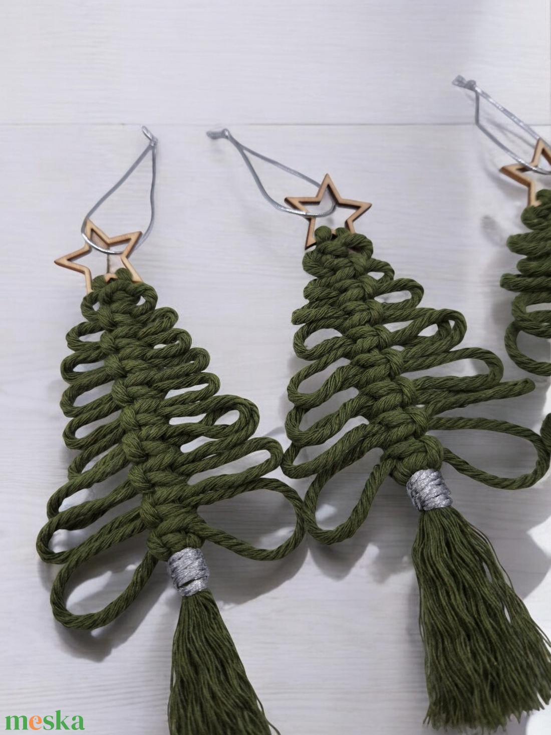 Makramé Karácsonyfadísz Szett  Zöld fenyők - karácsony - karácsonyi lakásdekoráció - karácsonyfadíszek - Meska.hu