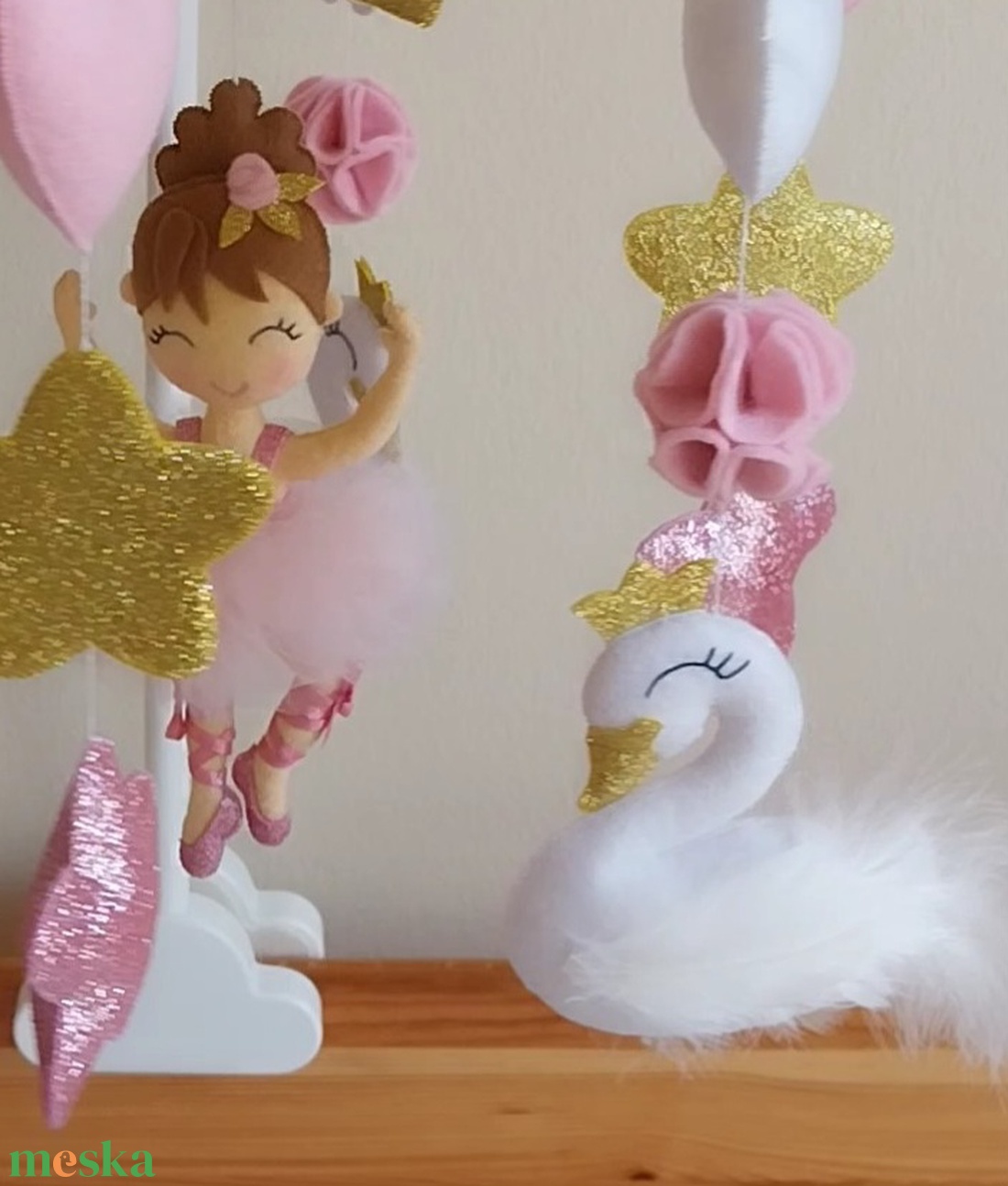 Rózsaszín álom balerinás, hattyús kiságyforgó kislánynak - Pink Crib Mobile for girl with swan and balerina   - játék & sport - 3 éves kor alattiaknak - kiságyforgó - Meska.hu