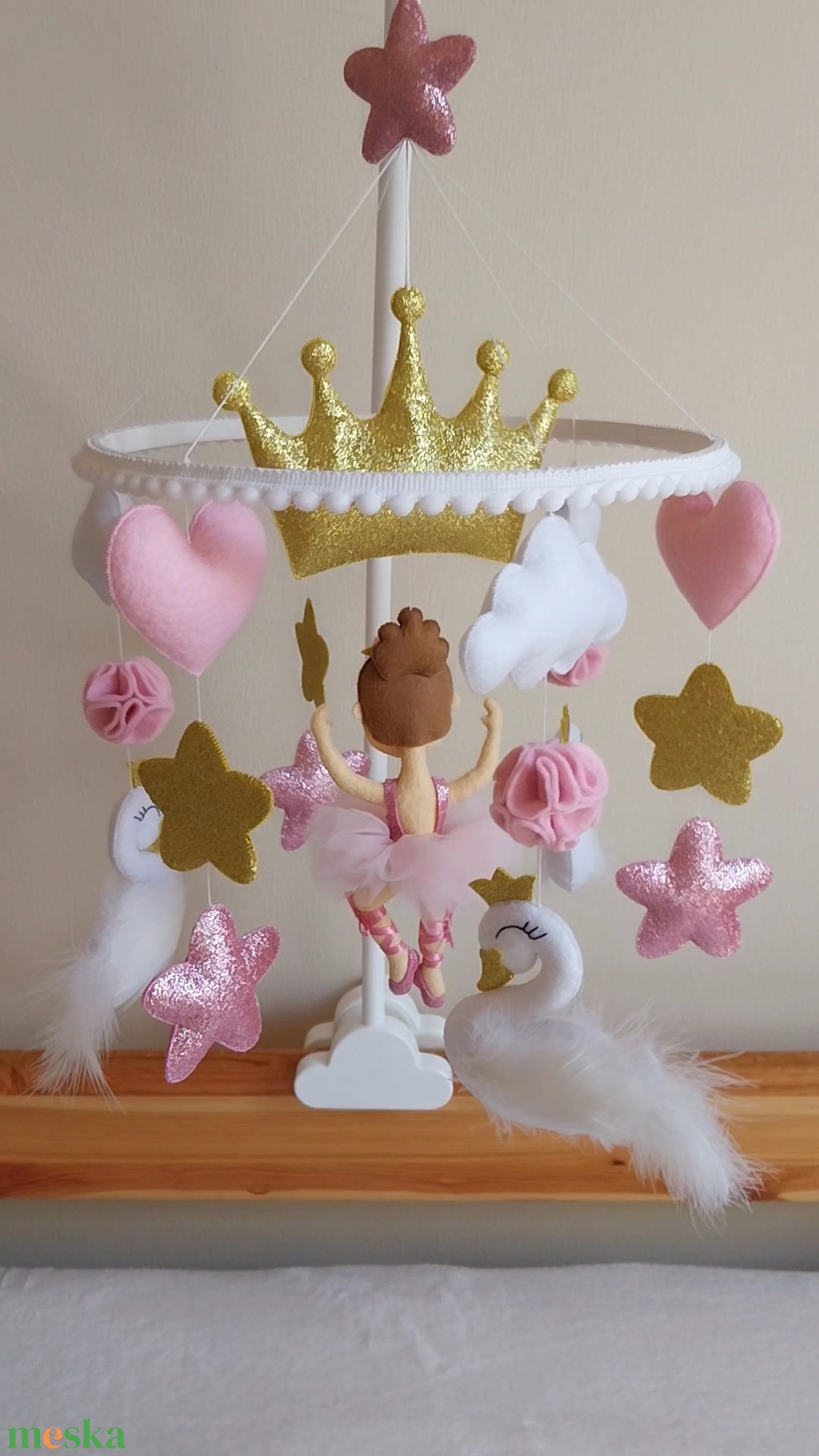 Rózsaszín álom balerinás, hattyús kiságyforgó kislánynak - Pink Crib Mobile for girl with swan and balerina   - játék & sport - 3 éves kor alattiaknak - kiságyforgó - Meska.hu