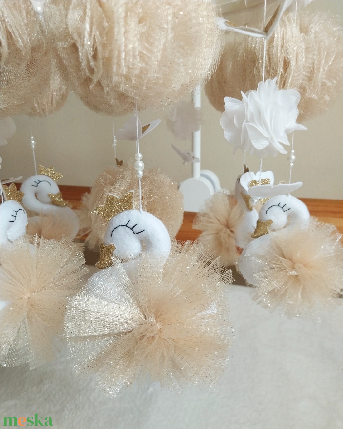 Kicsi Hercegnő csupa tüll, hattyús bézs kiságyforgó  pillangókkal, klasszikus stílusú koronával- kislánynak  - játék & sport - 3 éves kor alattiaknak - kiságyforgó - Meska.hu Kicsi Hercegnő csupa tüll, hattyús bézs kiságyforgó  pillangókkal, klasszikus stílusú koronával- kislánynak  - játék & sport - 3 éves kor alattiaknak - kiságyforgó - Meska.hu