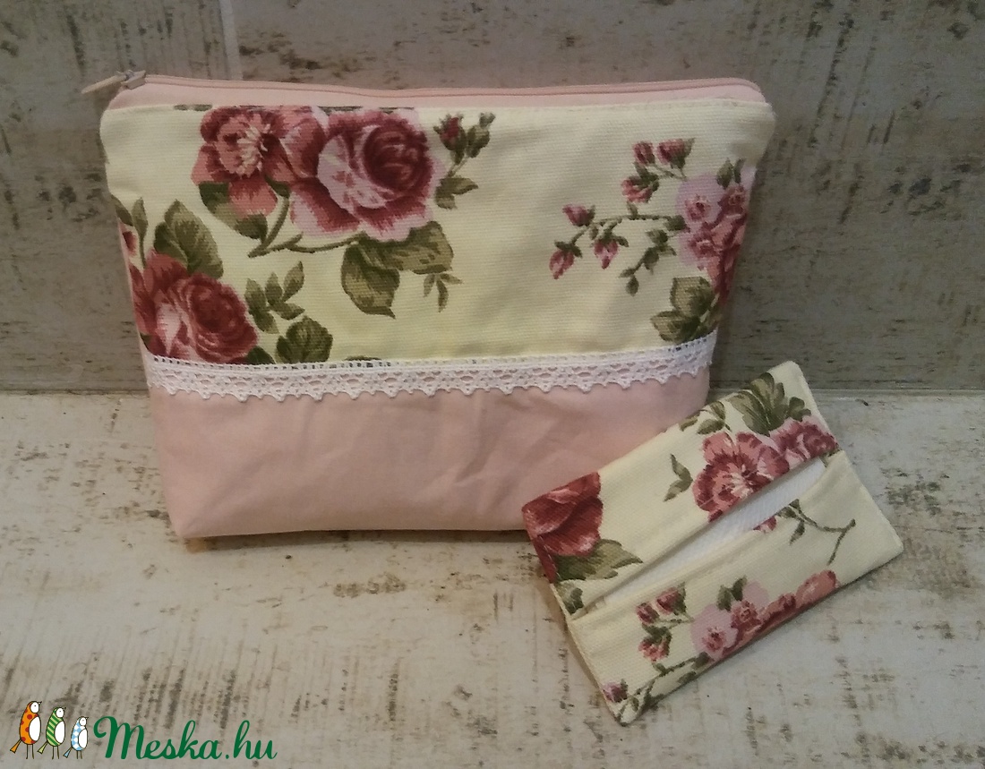 Rózsás neszesszer rózsaszínnel és zsebkendőtartó - táska & tok - neszesszer - Meska.hu