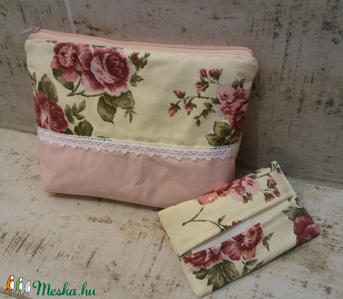 Rózsás neszesszer rózsaszínnel és zsebkendőtartó - táska & tok - neszesszer - Meska.hu