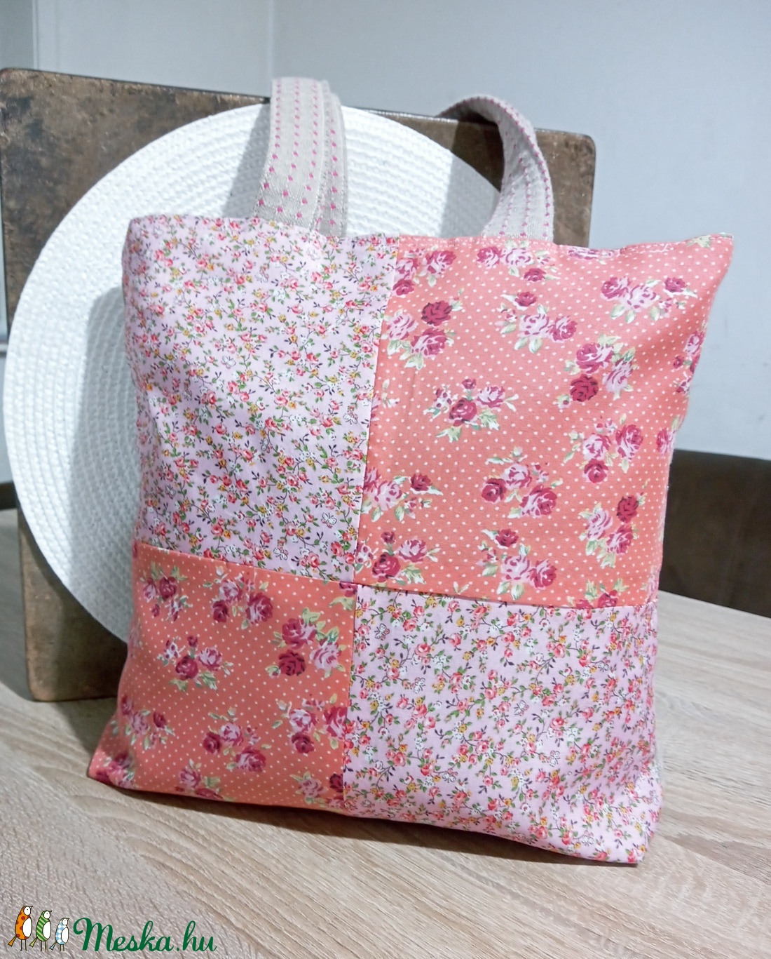 Virágos patchwork táska - táska & tok - kézitáska & válltáska - válltáska - Meska.hu