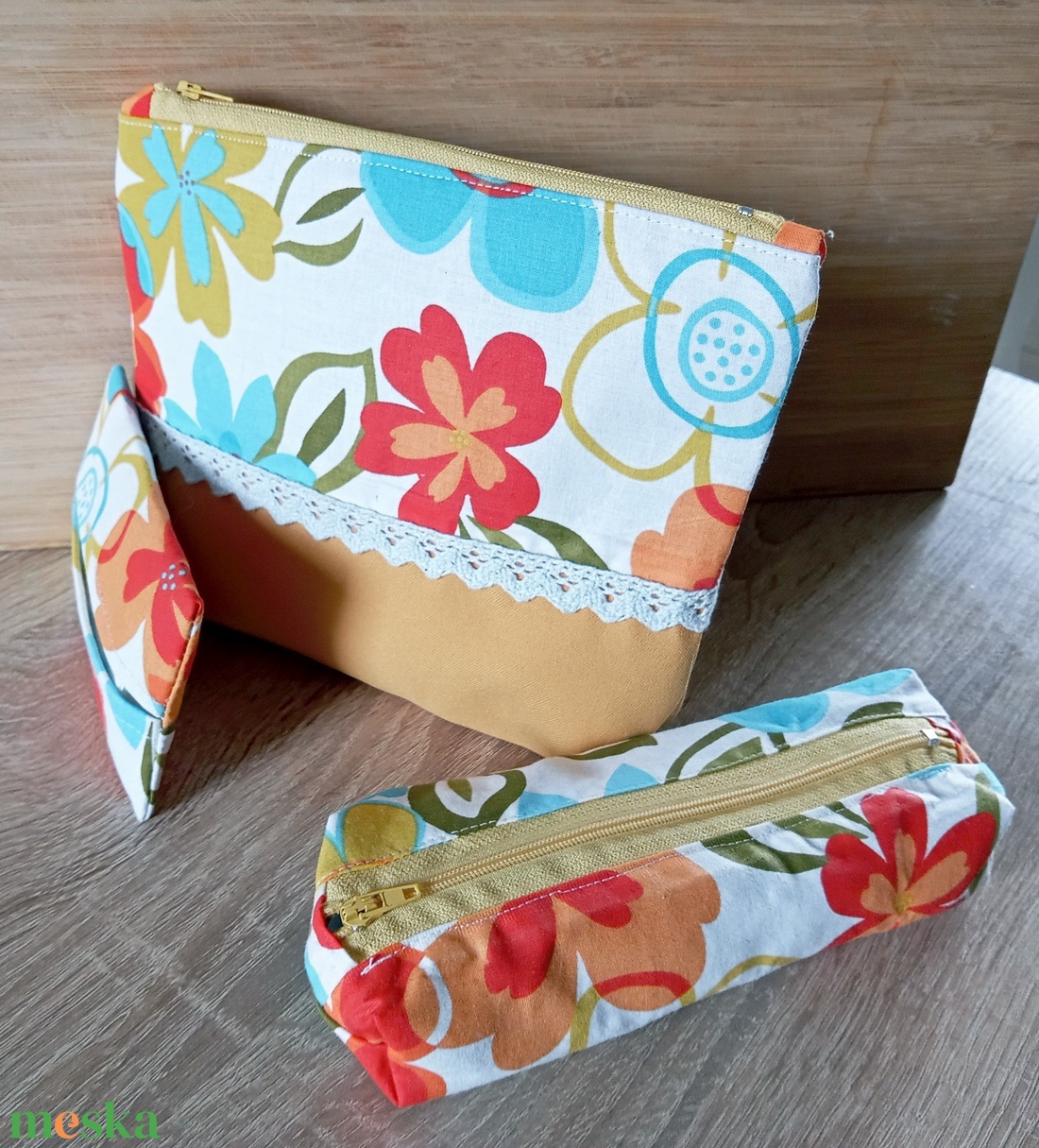 Színes virág mintás neszesszer szett - táska & tok - neszesszer - Meska.hu