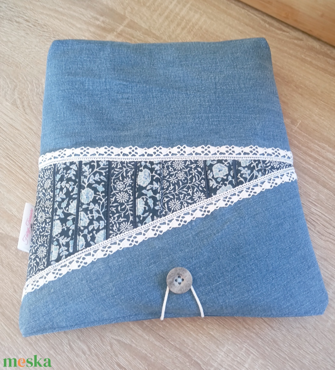 Patchwork könyvtok, tablett vagy ipad tok - könyv & zene - könyvtok - Meska.hu Patchwork könyvtok, tablett vagy ipad tok - könyv & zene - könyvtok - Meska.hu