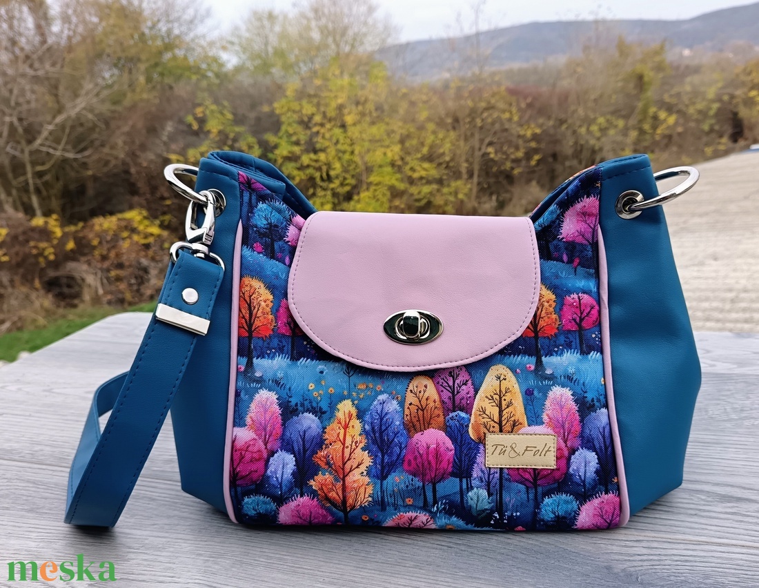 Női crossbody erdőmintás táska  - táska & tok - kézitáska & válltáska - válltáska - Meska.hu