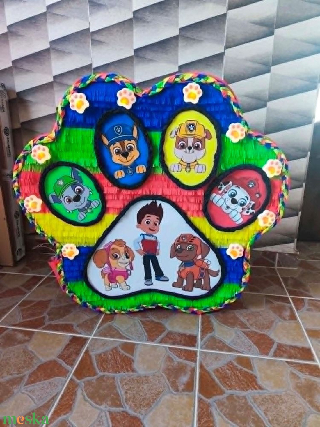 Hatalmas Mancs Őrjárat dekoráció világító tappancsokkal! 80x80cm  - játék & sport - pinata - Meska.hu