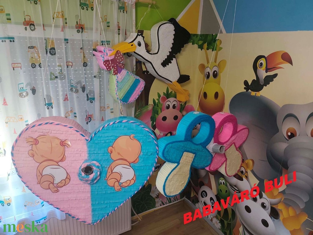Babaváró buli kisfiú vagy kislány hatalmas cumis dekoráció konfetti kilövővel 1 - baba - mama - babaemlékek - babaváró meghívó - Meska.hu