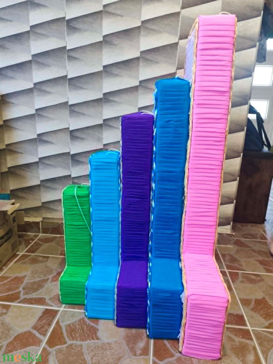 80cm dekoráció bármilyen kérhető gyere néz szét az oldalamon!  - játék & sport - pinata - Meska.hu