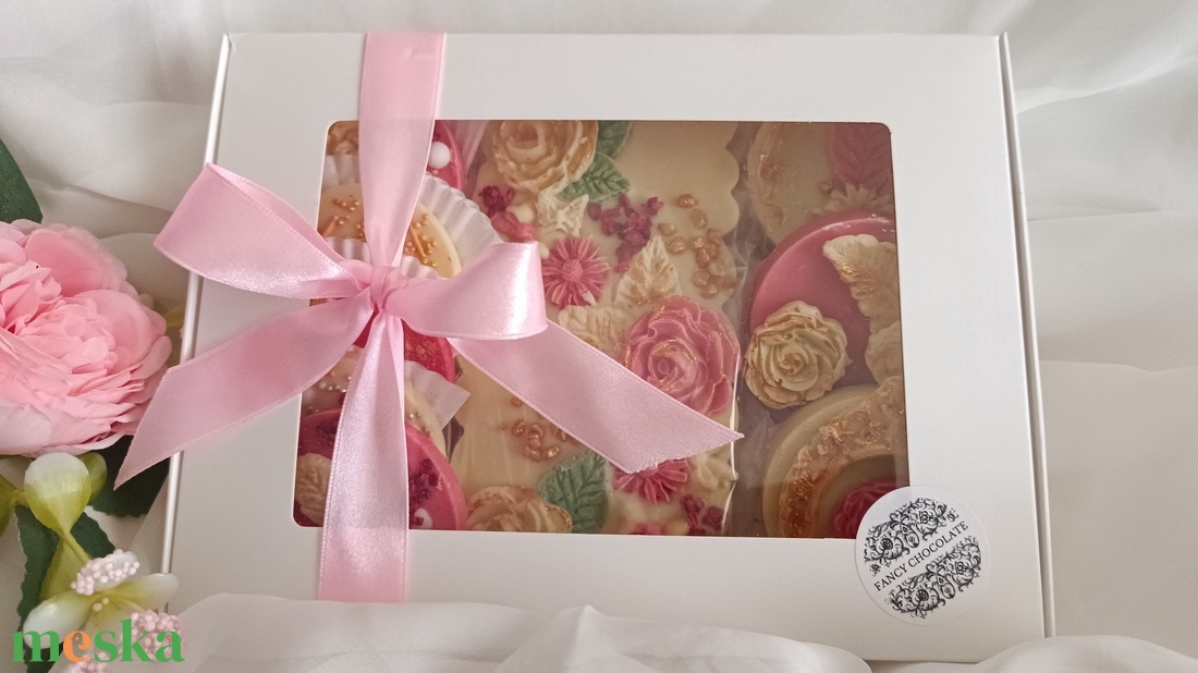 Rose chocolate box - élelmiszer - édesség - Meska.hu Rose chocolate box - élelmiszer - édesség - Meska.hu