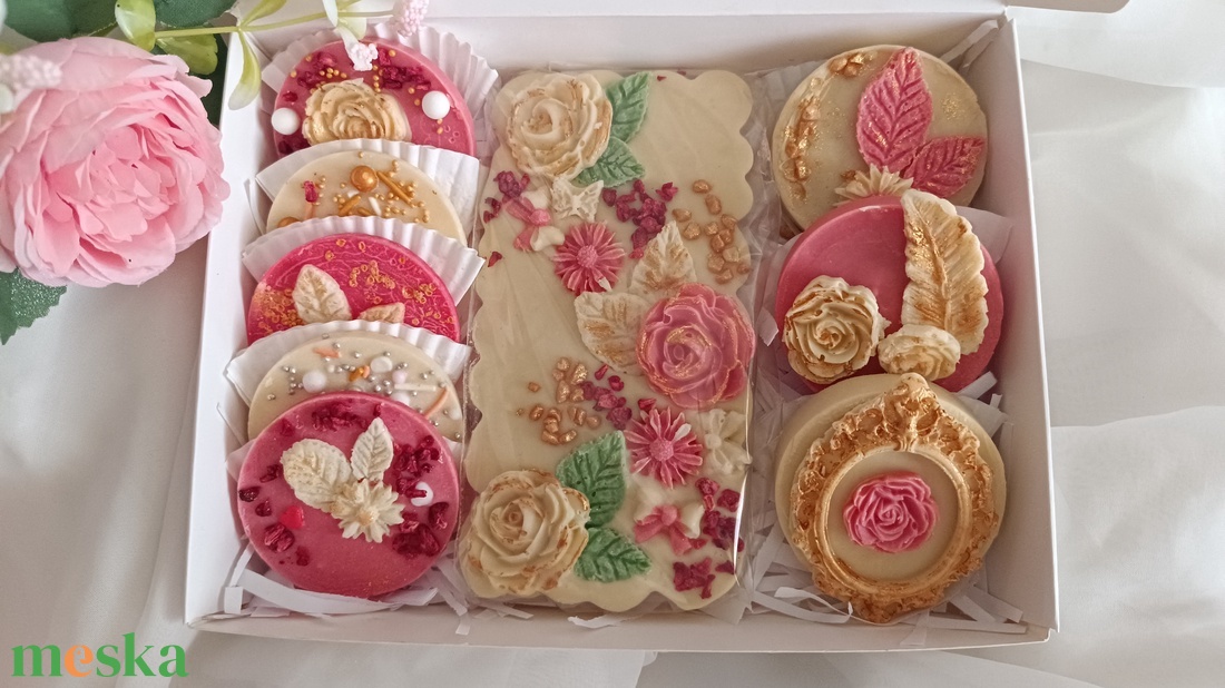 Rose chocolate box - élelmiszer - édesség - Meska.hu Rose chocolate box - élelmiszer - édesség - Meska.hu