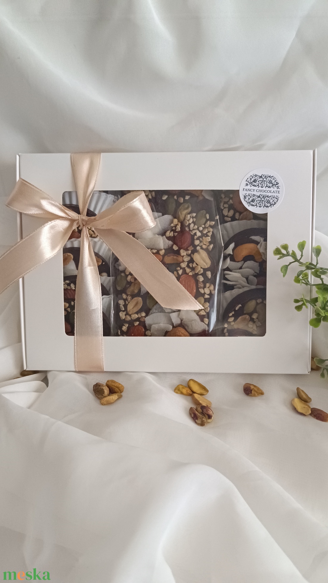 Almond chocolate box - élelmiszer - édesség - Meska.hu Almond chocolate box - élelmiszer - édesség - Meska.hu