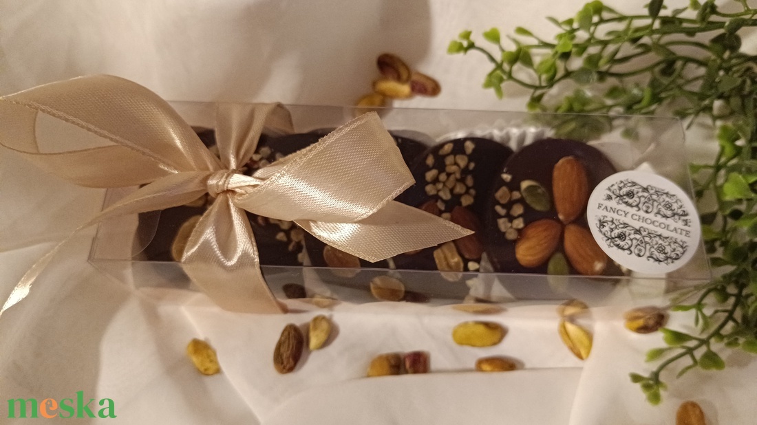Almond chocolate tallér mini box - élelmiszer - édesség - Meska.hu Almond chocolate tallér mini box - élelmiszer - édesség - Meska.hu