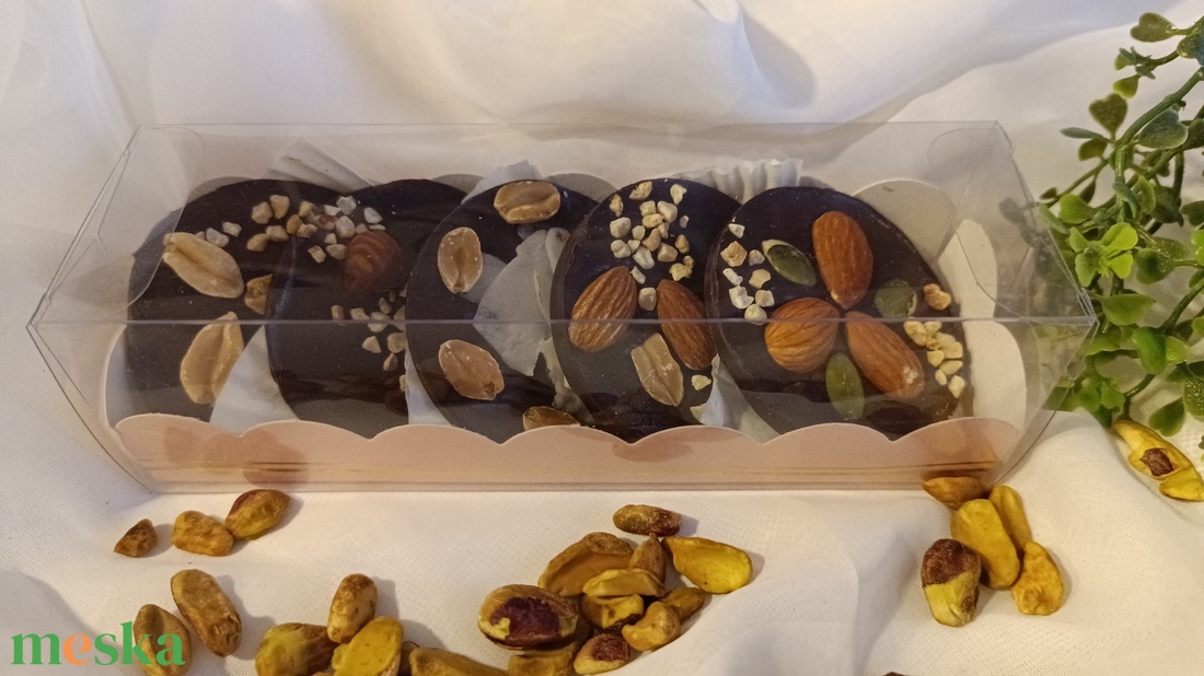 Almond chocolate tallér mini box - élelmiszer - édesség - Meska.hu Almond chocolate tallér mini box - élelmiszer - édesség - Meska.hu
