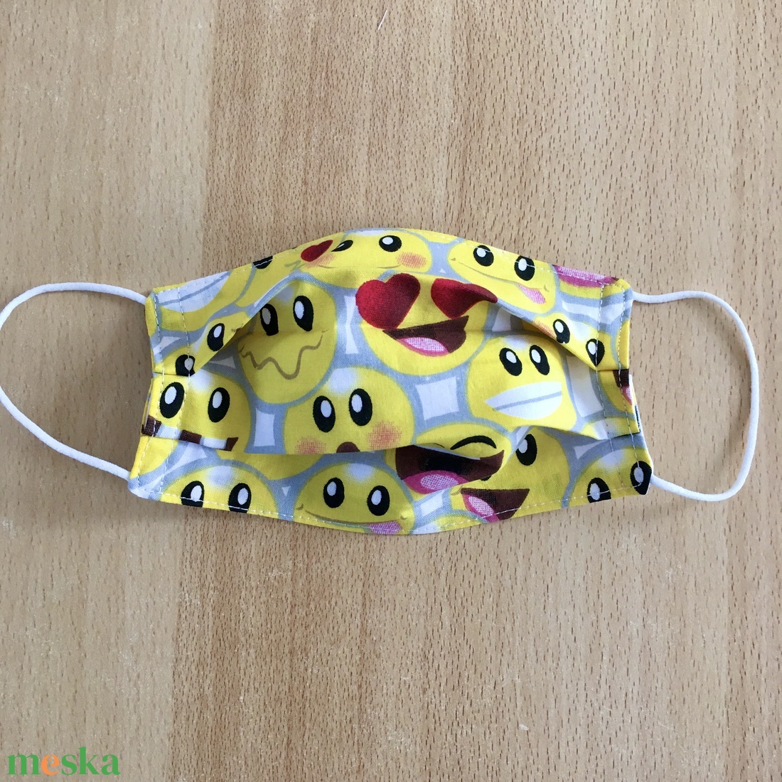 Mosolygó fej gyerek, tini, férfi, női textil, mosható maszk, arcmaszk, szájmaszk - emoji, smiley - gyerek - gyerek - Meska.hu Mosolygó fej gyerek, tini, férfi, női textil, mosható maszk, arcmaszk, szájmaszk - emoji, smiley - gyerek - gyerek - Meska.hu