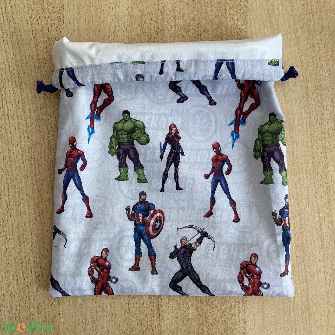 Marvel piknik, uzsonnás tasak, zsemletartó, kiflis zsák, pamutvászon frissentartó PUL béléssel - táska & tok - uzsonna- & ebéd tartó - ebéd tasak, doboz - Meska.hu