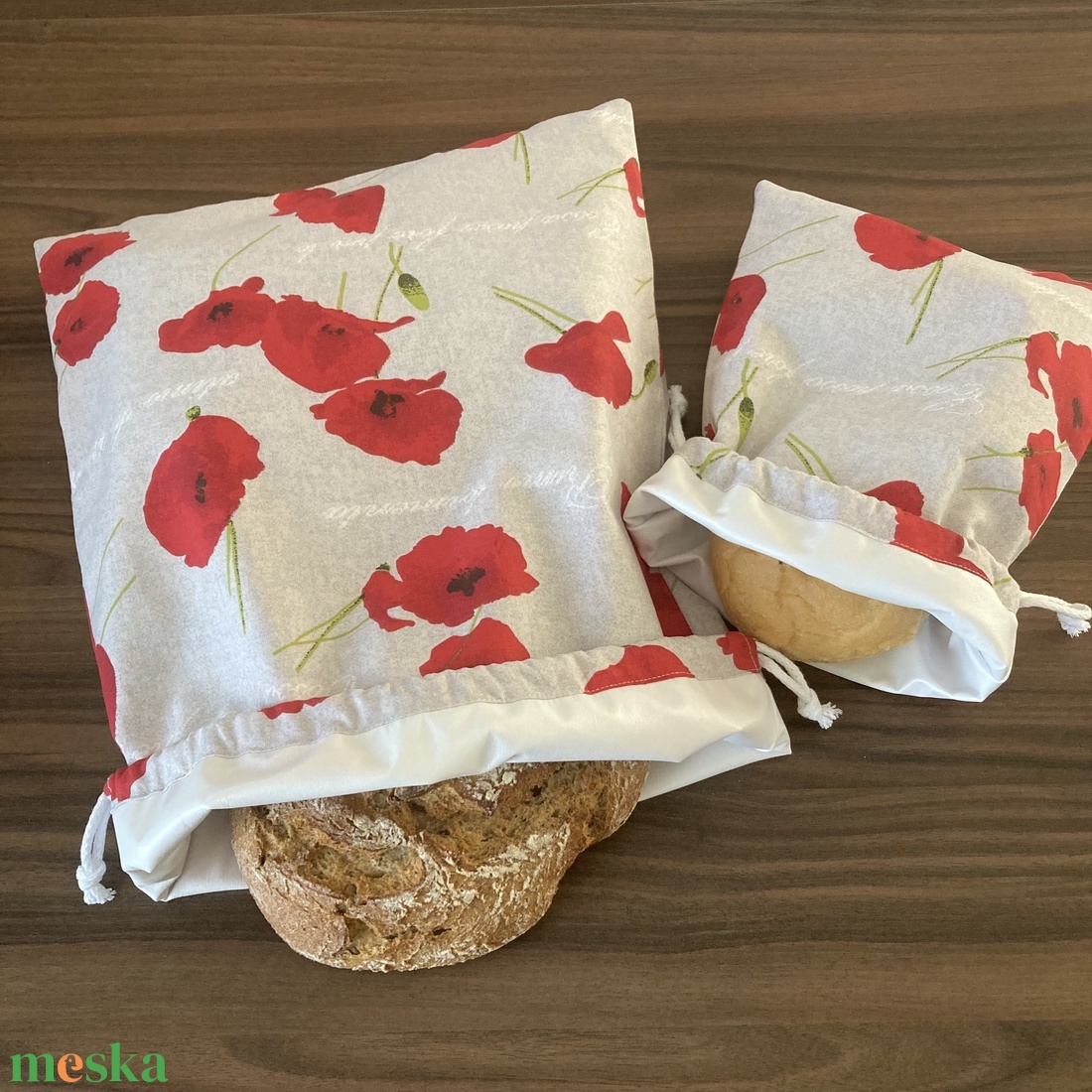 Pipacsos 2 db-os kenyeres zsák szett, pamutvászon frissentartó PUL béléssel - pipacs - táska & tok - bevásárlás & shopper táska - kenyeres zsák - Meska.hu Pipacsos 2 db-os kenyeres zsák szett, pamutvászon frissentartó PUL béléssel - pipacs - táska & tok - bevásárlás & shopper táska - kenyeres zsák - Meska.hu