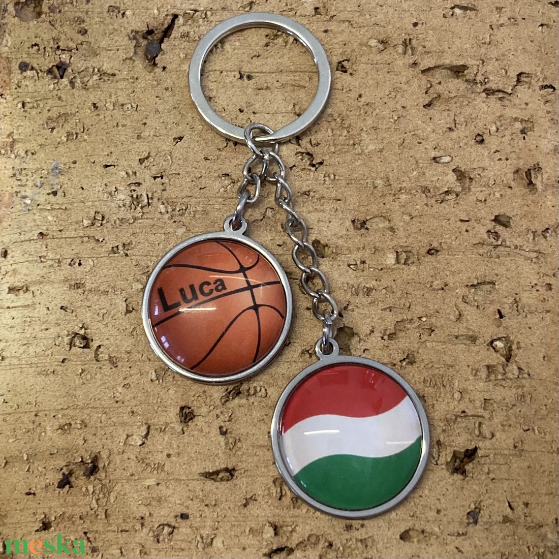 Névreszóló kosárlabdás, magyar zászlós nemesacél kulcstartó, táskadísz - neves, dátumos, számos - táska & tok - kulcstartó & táskadísz - kulcstartó - Meska.hu Névreszóló kosárlabdás, magyar zászlós nemesacél kulcstartó, táskadísz - neves, dátumos, számos - táska & tok - kulcstartó & táskadísz - kulcstartó - Meska.hu
