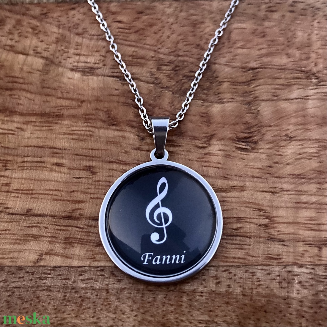 Névreszóló violinkulcsos, zenés nemesacél nyaklánc - női, férfi - ékszer - nyaklánc - monogram & névnyaklánc - Meska.hu Névreszóló violinkulcsos, zenés nemesacél nyaklánc - női, férfi - ékszer - nyaklánc - monogram & névnyaklánc - Meska.hu