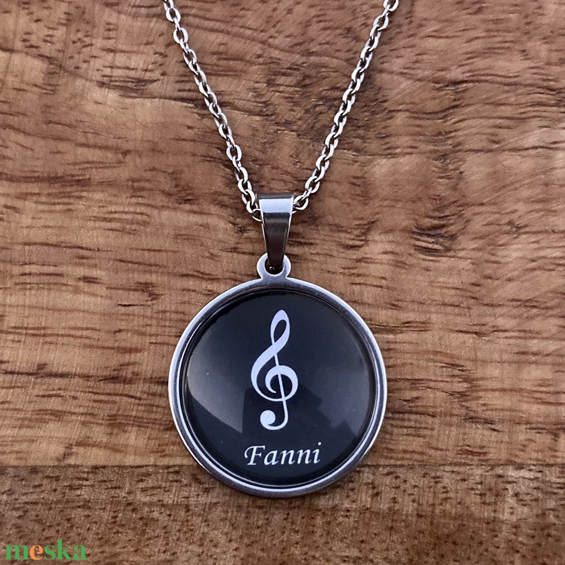 Névreszóló violinkulcsos, zenés nemesacél nyaklánc - női, férfi - ékszer - nyaklánc - monogram & névnyaklánc - Meska.hu Névreszóló violinkulcsos, zenés nemesacél nyaklánc - női, férfi - ékszer - nyaklánc - monogram & névnyaklánc - Meska.hu