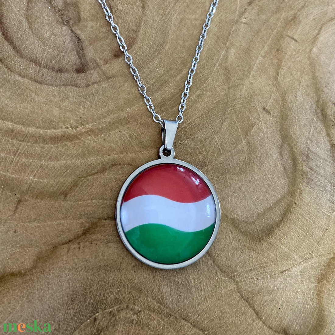 Magyar zászlós nemzetiszín nemesacél nyaklánc - női vagy férfi lánccal - ékszer - nyaklánc - medálos nyaklánc - Meska.hu