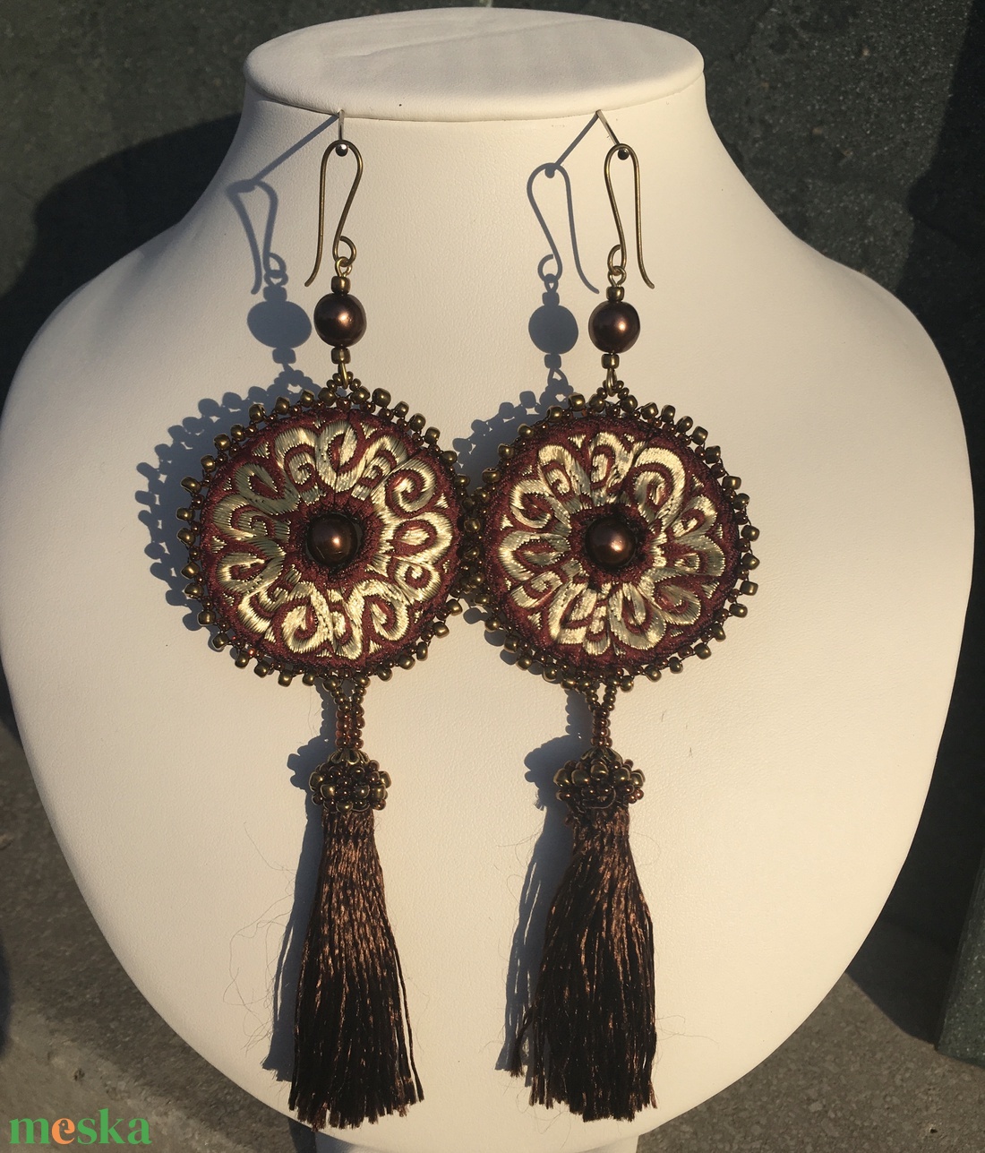 Aranyszálas Szkíta korong fülbevaló  - ékszer - fülbevaló - rojtos fülbevaló - Meska.hu