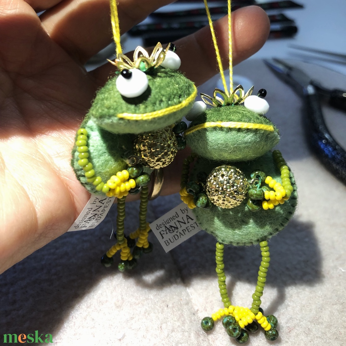 Békakirály, békakirálynő - játék & sport - plüssállat & játékfigura - béka - Meska.hu