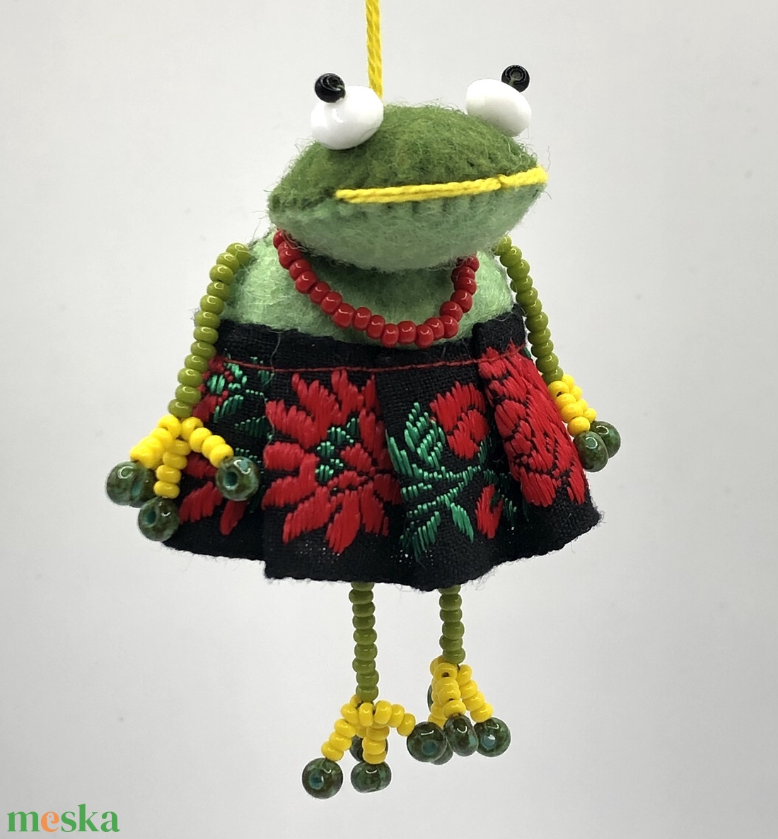 Néptáncoslány brekik - játék & sport - plüssállat & játékfigura - béka - Meska.hu