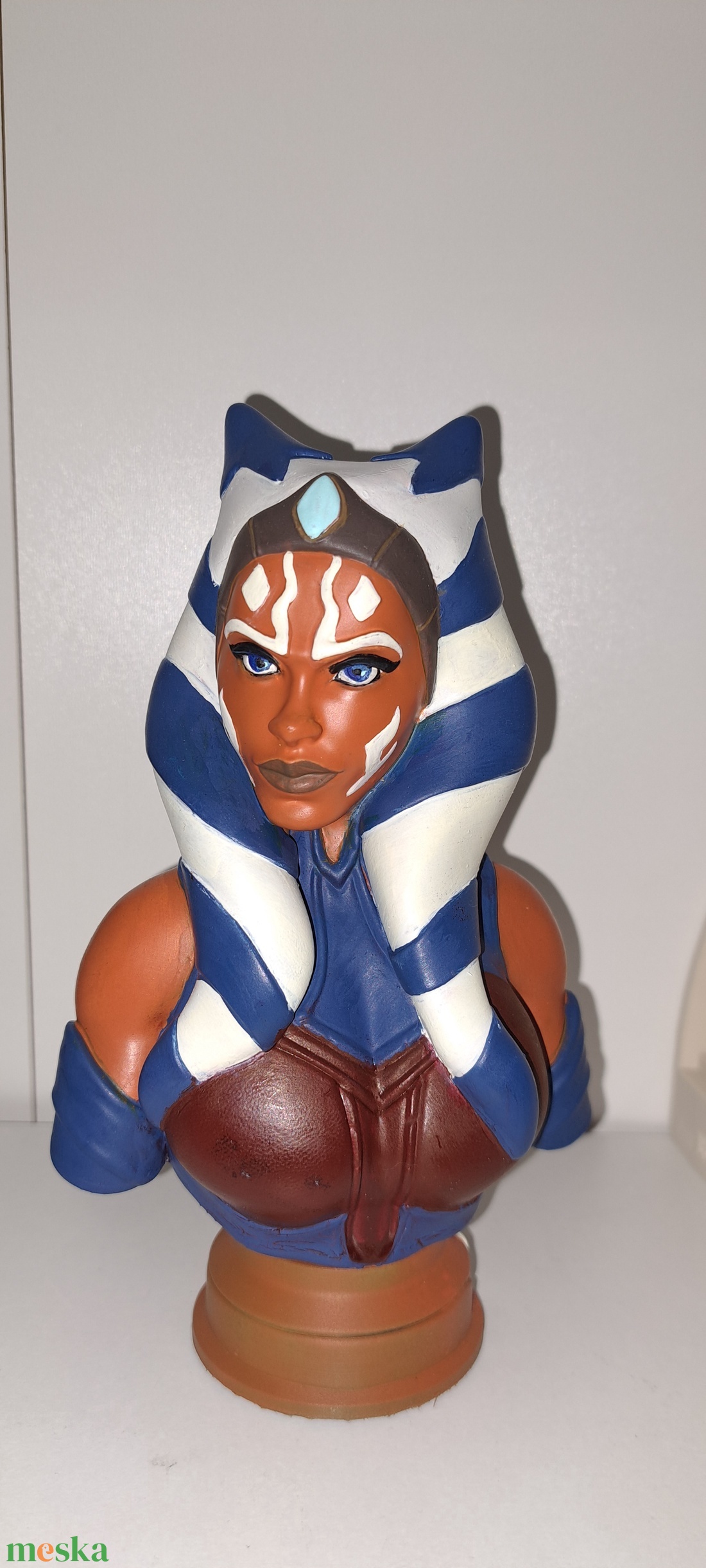 Star Wars Ashoka Tano mellszobor/figura - művészet - makett, modell - Meska.hu