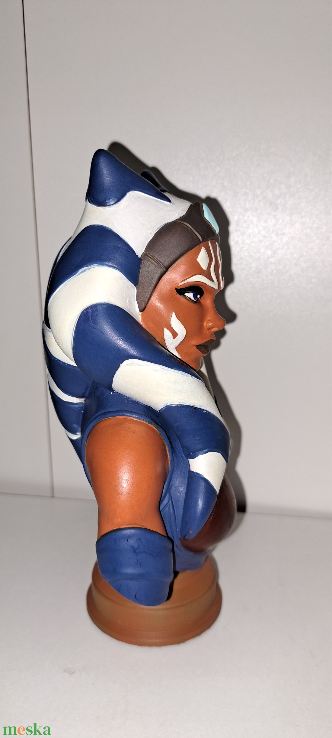 Star Wars Ashoka Tano mellszobor/figura - művészet - makett, modell - Meska.hu