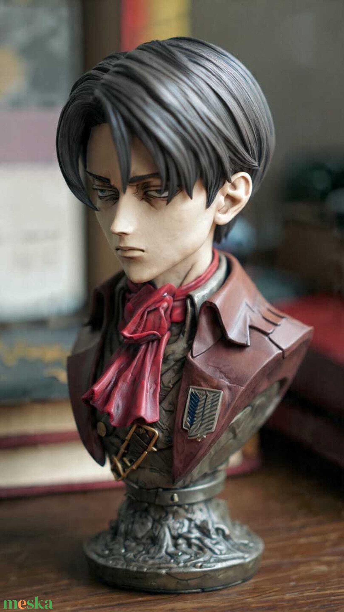 Attack on Titan Levi Ackermann mellszobor - otthon & életmód - dekoráció - asztal és polc dekoráció - könyvszobor - Meska.hu