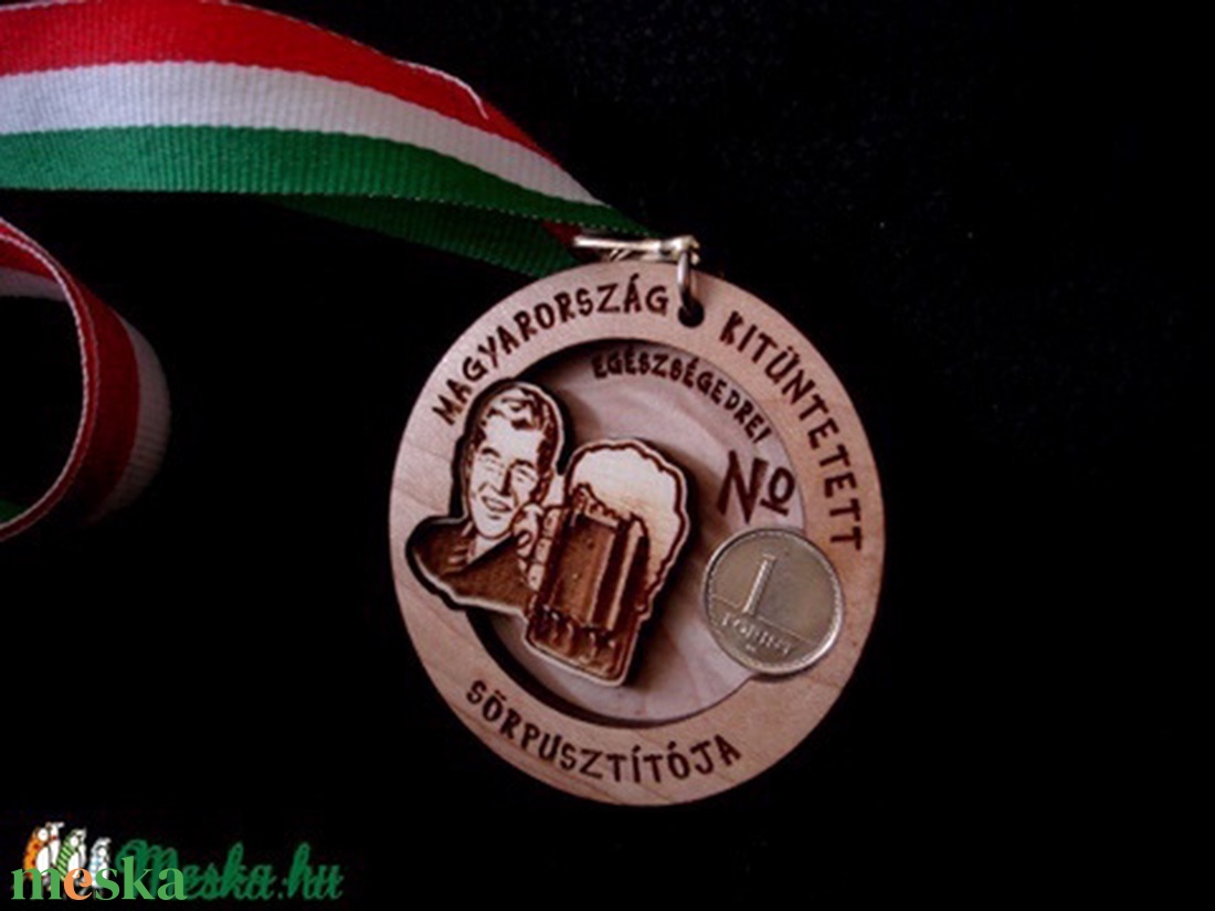 MAGYARORSZÁG KITÜNTETETT SÖRPUSZTÍTÓJA faérem! - otthon & lakás - dekoráció - dísztárgy - Meska.hu MAGYARORSZÁG KITÜNTETETT SÖRPUSZTÍTÓJA faérem! - otthon & lakás - dekoráció - dísztárgy - Meska.hu