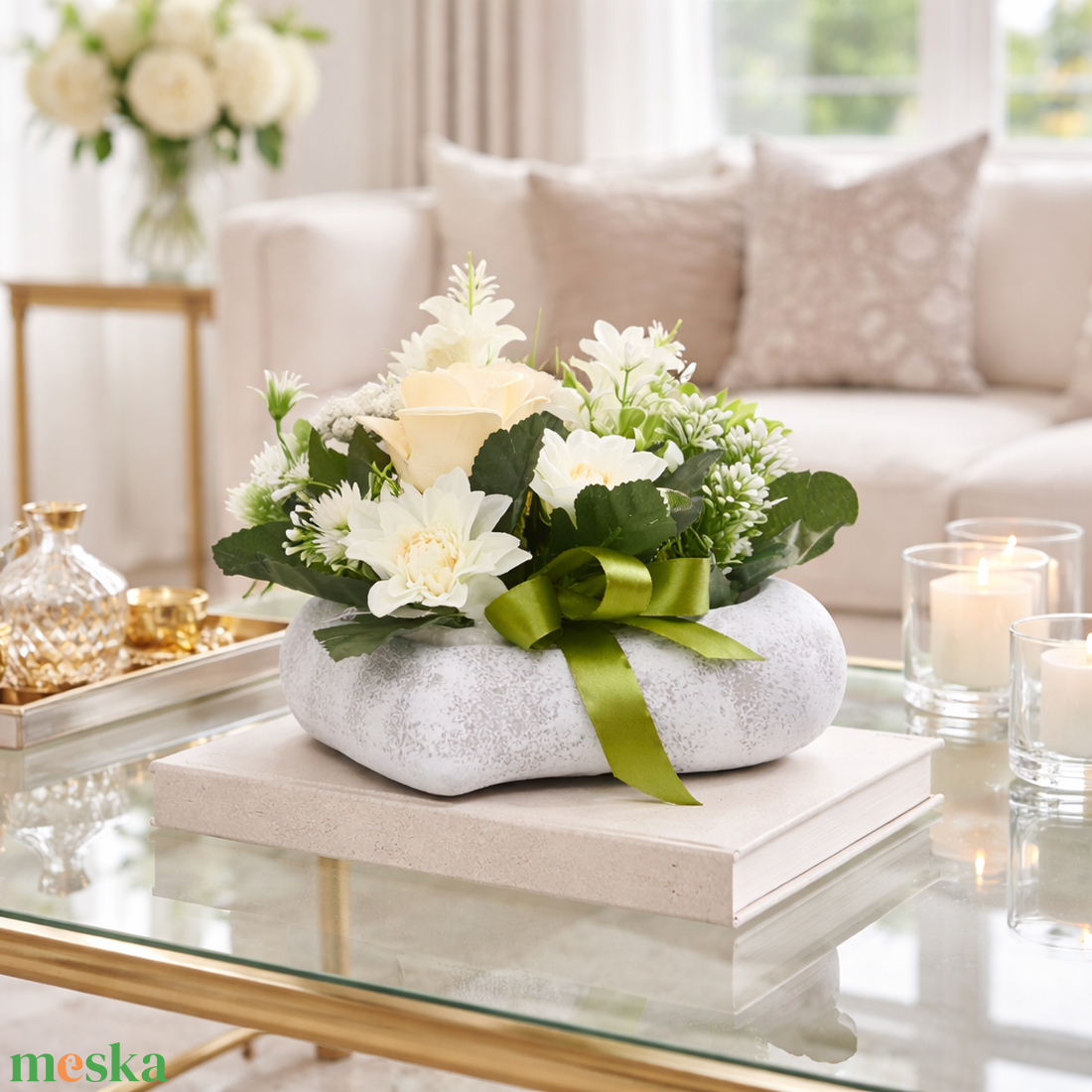 Elegáns fehér virágkompozíció kerámia kaspóban � letisztult kézműves asztaldísz - otthon & életmód - dekoráció - asztal és polc dekoráció - asztaldísz - Meska.hu