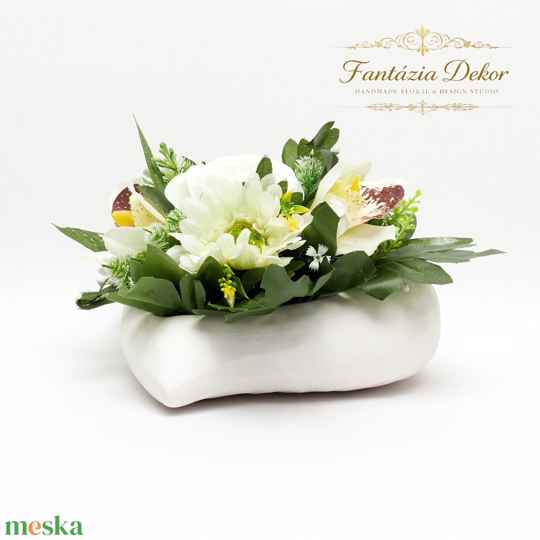 Fehér orchideás virágkompozíció kerámia kaspóban � elegáns kézműves asztaldísz - otthon & életmód - dekoráció - asztal és polc dekoráció - asztaldísz - Meska.hu