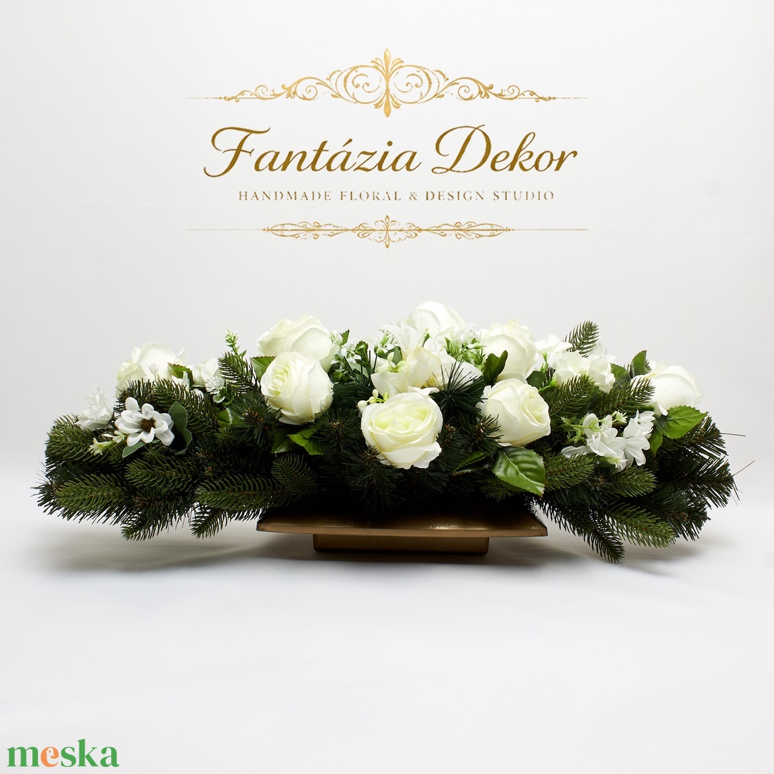  3D fenyővel kombinált, fehér rózsás kegyeleti dísz  - otthon & életmód - vallás - temetkezési tárgy - sírdísz, kegyeleti dísz - Meska.hu
