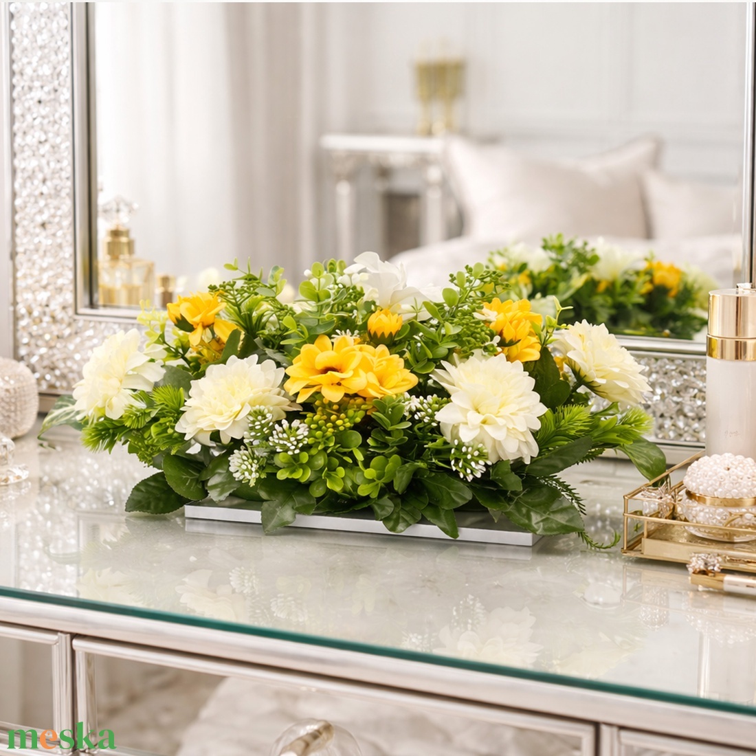  Vidám tavaszi asztaldísz sárga-fehér virágokkal fatalpon � üde, kézműves dekor - otthon & életmód - dekoráció - asztal és polc dekoráció - asztaldísz - Meska.hu