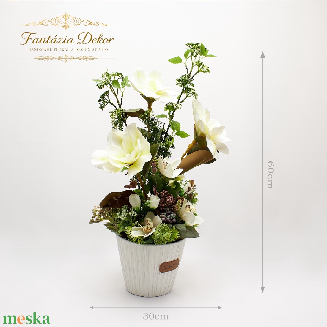 Fehér virágos asztaldísz  - otthon & életmód - virágdekoráció - virágdíszek - virágdísz kaspóban - Meska.hu