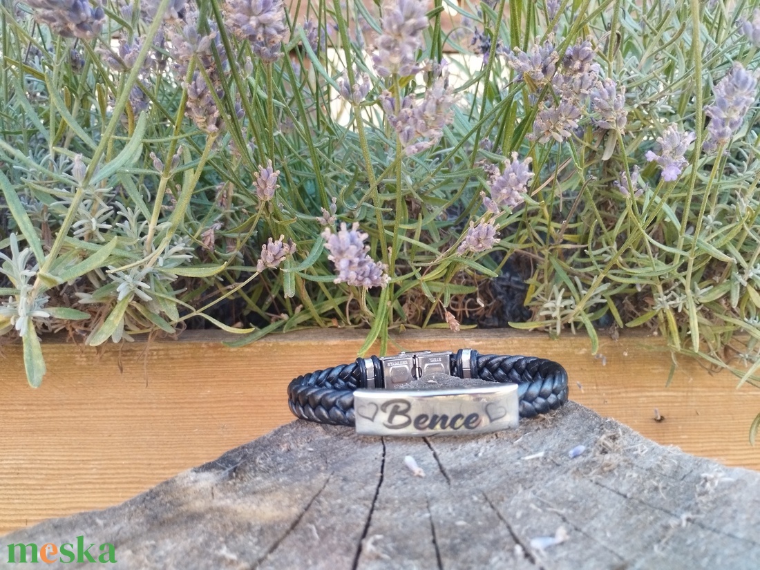 Névreszóló gravírozott karkötő - ékszer - karkötő - névre szóló karkötő - Meska.hu