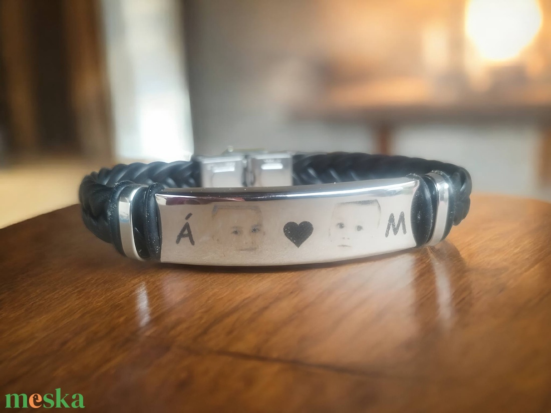 Gravírozott karkötő egyedi fotóval - ékszer - karkötő - névre szóló karkötő - Meska.hu