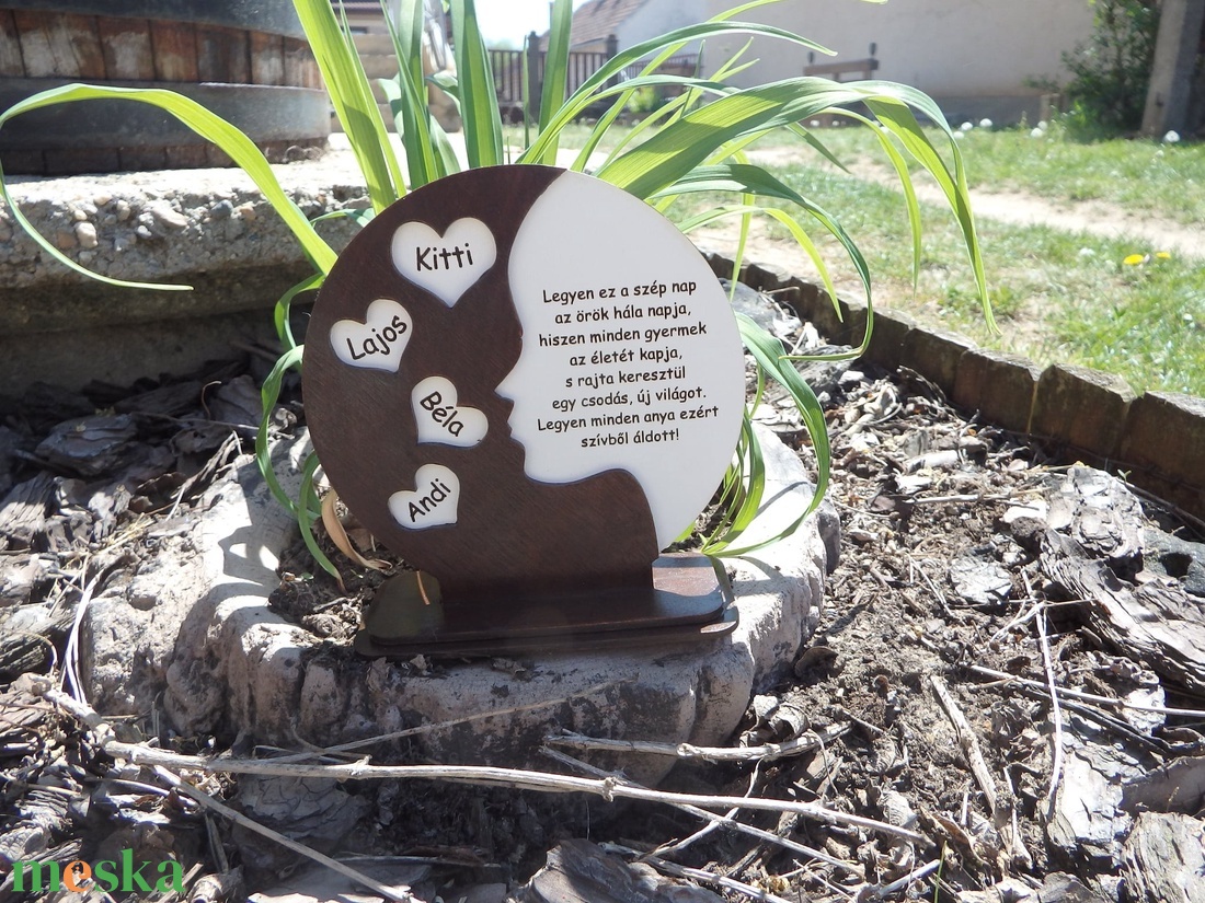 Egyedi anyák napi fa dekoráció � több névvel, szívből - otthon & életmód - dekoráció - kép & falikép - fából készült kép - Meska.hu