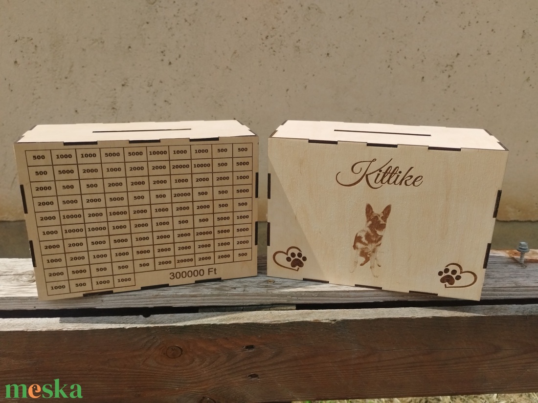 Egyedi, lézergravírozott fa persely - otthon & életmód - dekoráció - asztal és polc dekoráció - persely - Meska.hu