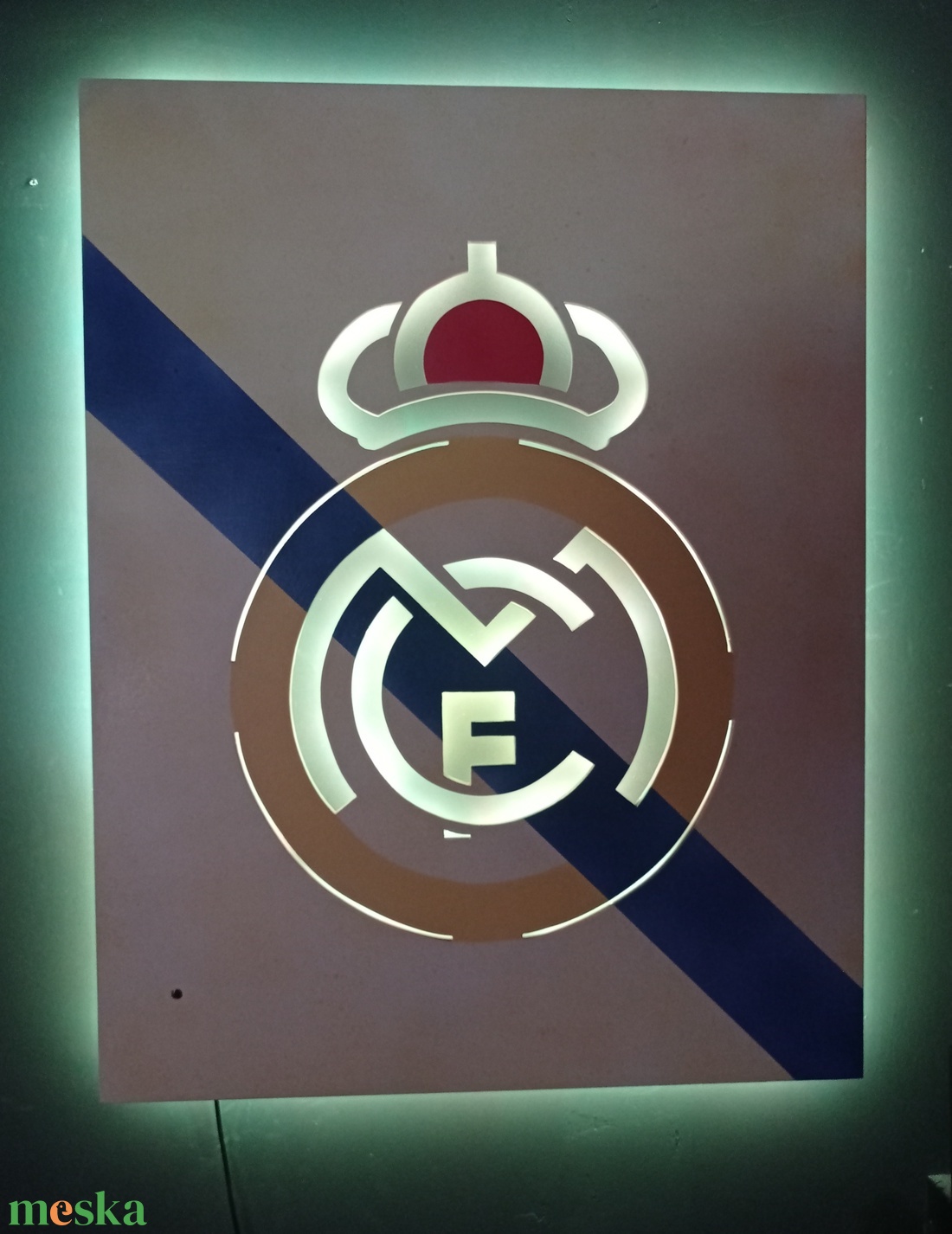 Real Madrid logo, világító falikép - otthon & életmód - dekoráció - kép & falikép - fából készült kép - Meska.hu Real Madrid logo, világító falikép - otthon & életmód - dekoráció - kép & falikép - fából készült kép - Meska.hu