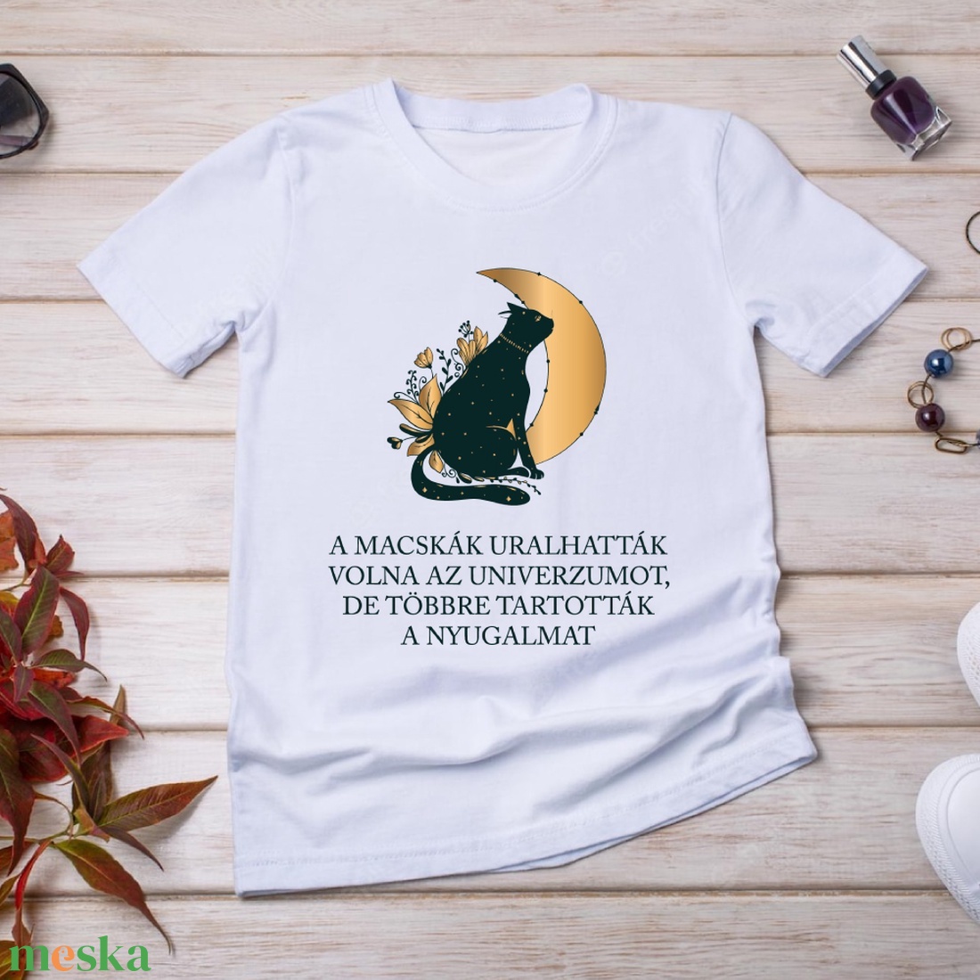 Macskauniverzum-... - macskás póló idézettel - ruha & divat - női ruha - póló, felső - Meska.hu Macskauniverzum-... - macskás póló idézettel - ruha & divat - női ruha - póló, felső - Meska.hu