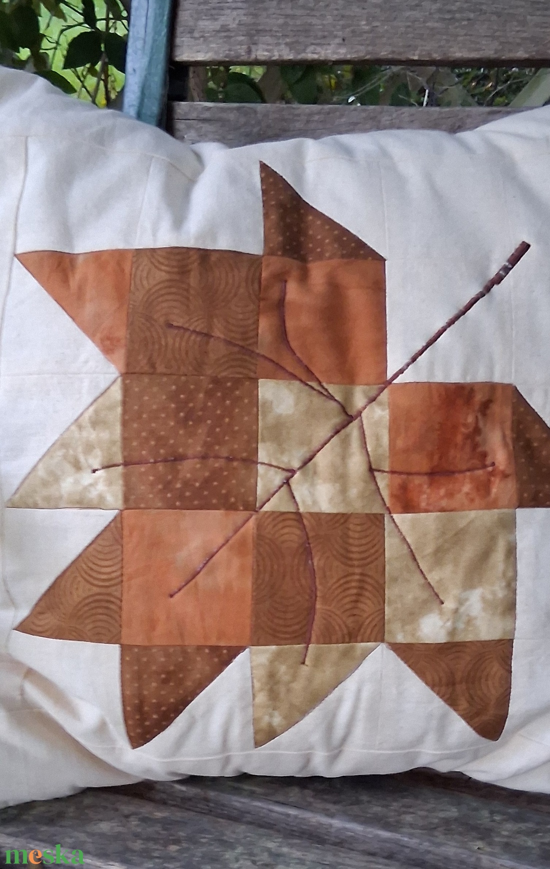 Őszi leveles párna foltvarrással - készlet - diy (csináld magad) - szabásminta, útmutató - varrás minták - Meska.hu Őszi leveles párna foltvarrással - készlet - diy (csináld magad) - szabásminta, útmutató - varrás minták - Meska.hu