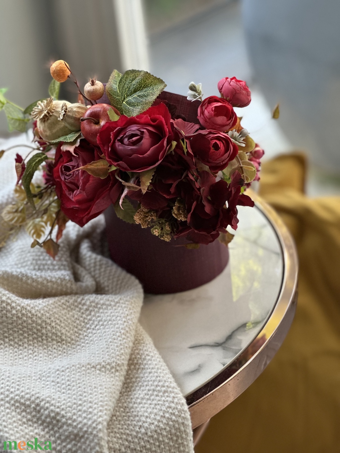 Őszi hangulat selyemvirág box-mákgubóval és almával - otthon & életmód - dekoráció - asztal és polc dekoráció - asztaldísz - Meska.hu